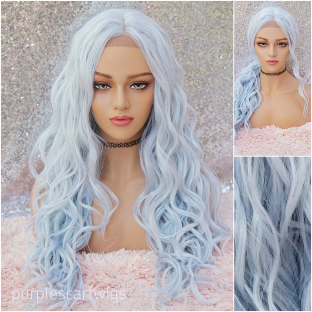 Beautiful lace front wig. Never cut or worn